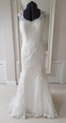 New or Second hand  Cizzy 23288 wedding dress