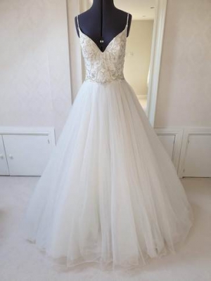 New or Second hand  Demetrios Wedding-dress wedding dress