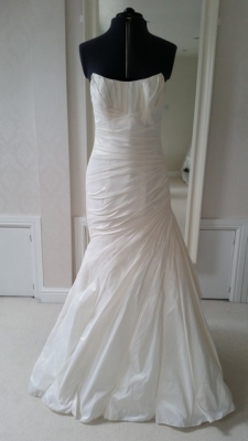New or Second hand  Ellis-Bridal 11219 wedding dress