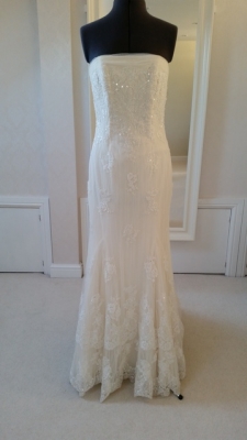 New or Second hand  Ellis-Bridal- 12143 wedding dress