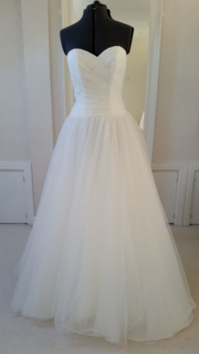 New or Second hand  Ellis-Bridal 12231 wedding dress