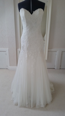New or Second hand  Ellis-Bridal 12225 wedding dress