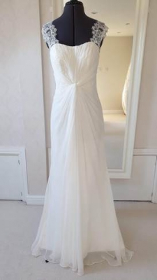 New or Second hand  Ellis-Bridal 19010 wedding dress