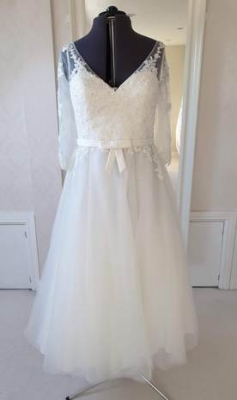 New or Second hand  House-of-Nicholas Wedding-dress wedding dress