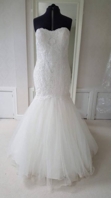 New or Second hand  Maggie-Sottero Orchid wedding dress