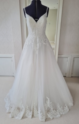 New or Second hand  Mori-Lee 2257 wedding dress