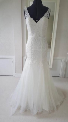 New or Second hand  Mori-Lee 5464 wedding dress
