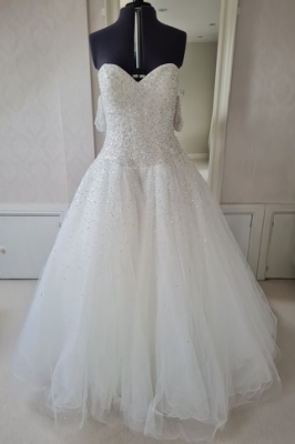 New or Second hand  Mori-Lee 8291 wedding dress