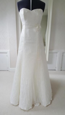 New or Second hand  So-Sassi- Hayley wedding dress