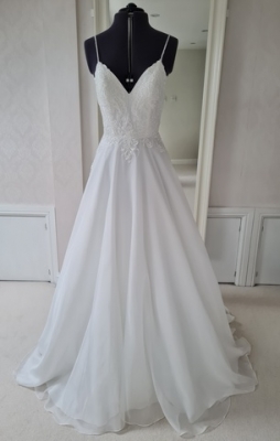 New or Second hand  Venus Wedding-dress wedding dress