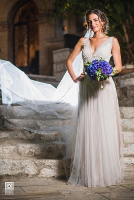 New or Second hand  Victoria-Kyriakides Wedding-dress wedding dress